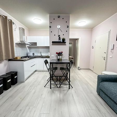 Apartamento La Rosa Dei Venti Con Parcheggio E Ampio Giardino In Centro Lucca Exterior foto