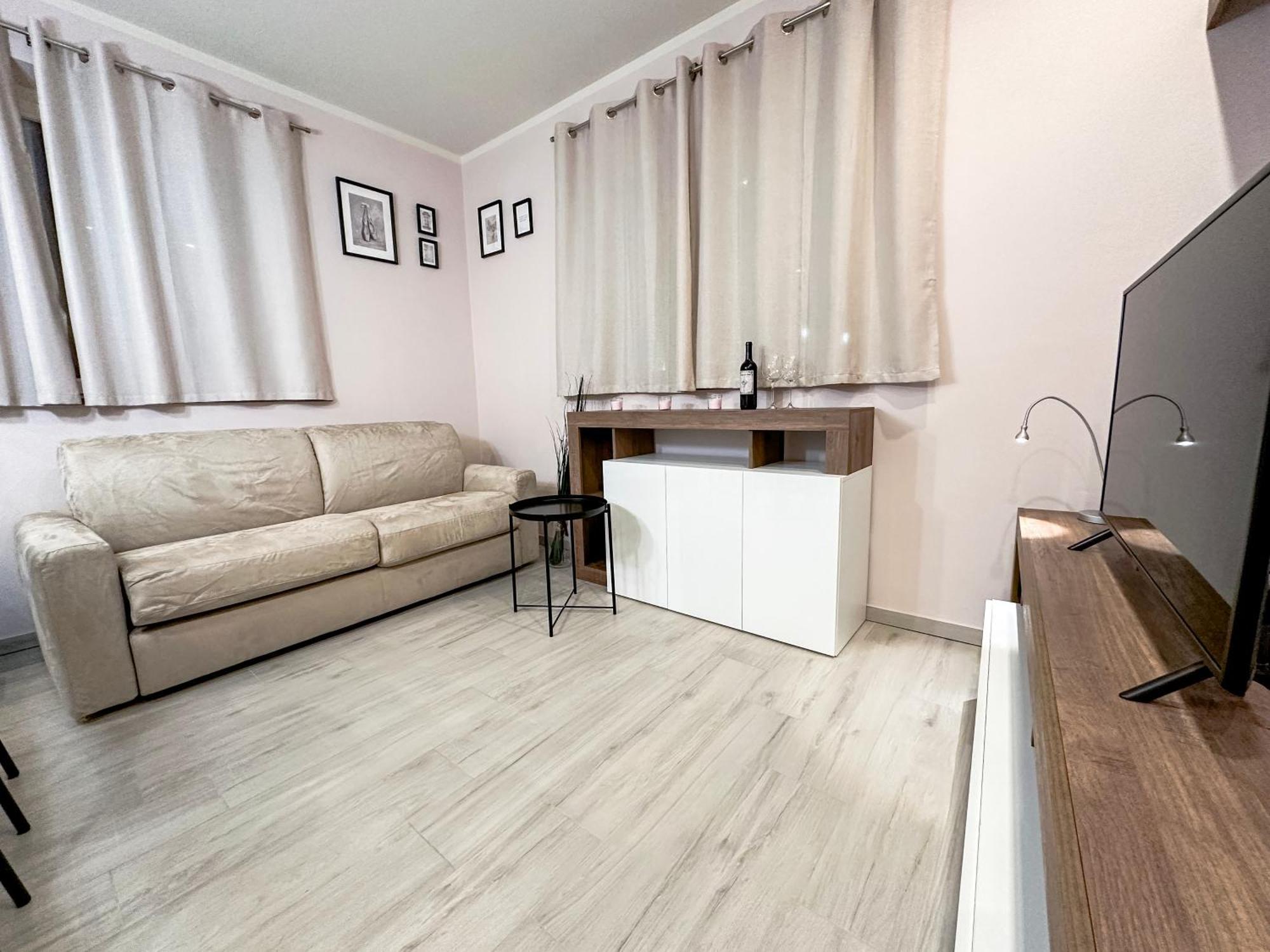 Apartamento La Rosa Dei Venti Con Parcheggio E Ampio Giardino In Centro Lucca Exterior foto